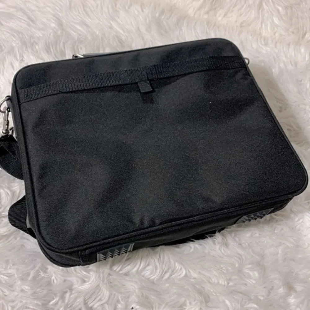 🟢3 for $20 TARGUS computer case w compartments zip closure top handle adj strap